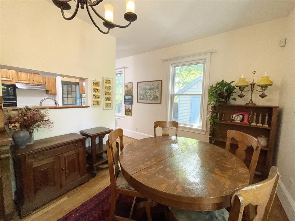 3 bed, 1 bath apartment for rent at 217 Freeman, Coolidge Corner — photo 4 of 20