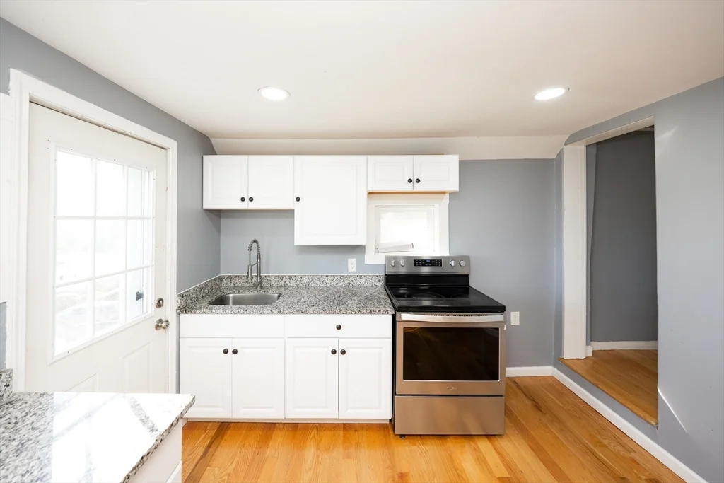 2 bed, 1 bath apartment for rent at 217 Grafton St Unit 2, Shrewsbury — photo 7 of 23
