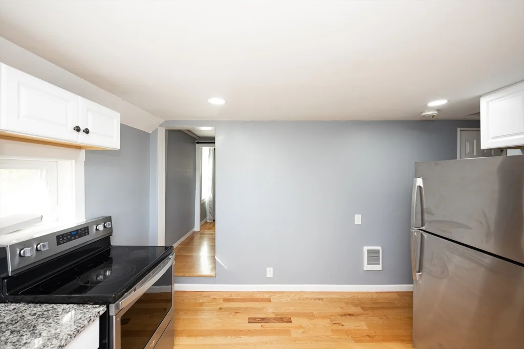 2 bed, 1 bath apartment for rent at 217 Grafton St Unit 2, Shrewsbury — photo 5 of 23