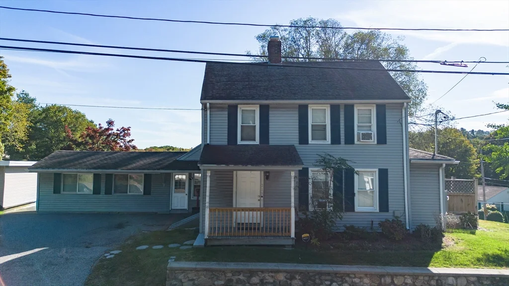 2 bed, 1 bath apartment for rent at 217 Grafton St Unit 2, Shrewsbury — photo 2 of 23