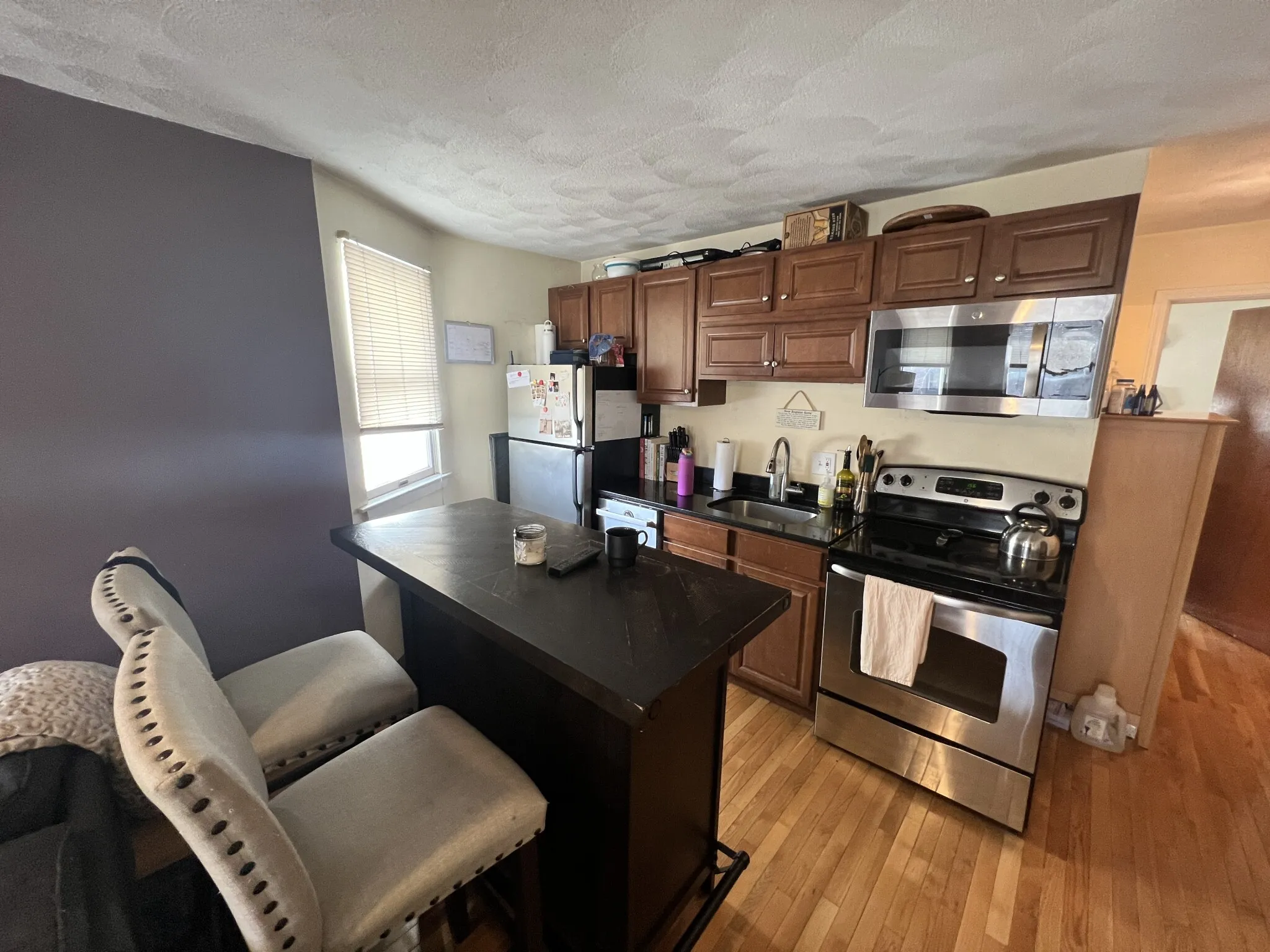 1 bed, 1 bath apartment for rent at 217 Holland St Unit 2B, Teele Square — photo 3 of 23