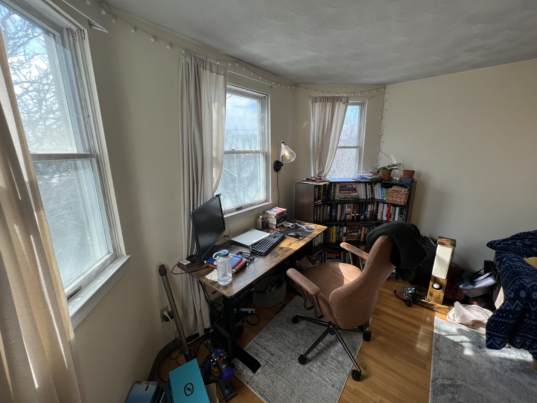 1 bed, 1 bath apartment for rent at 217 Holland St Unit 3B, Teele Square — photo 3 of 13