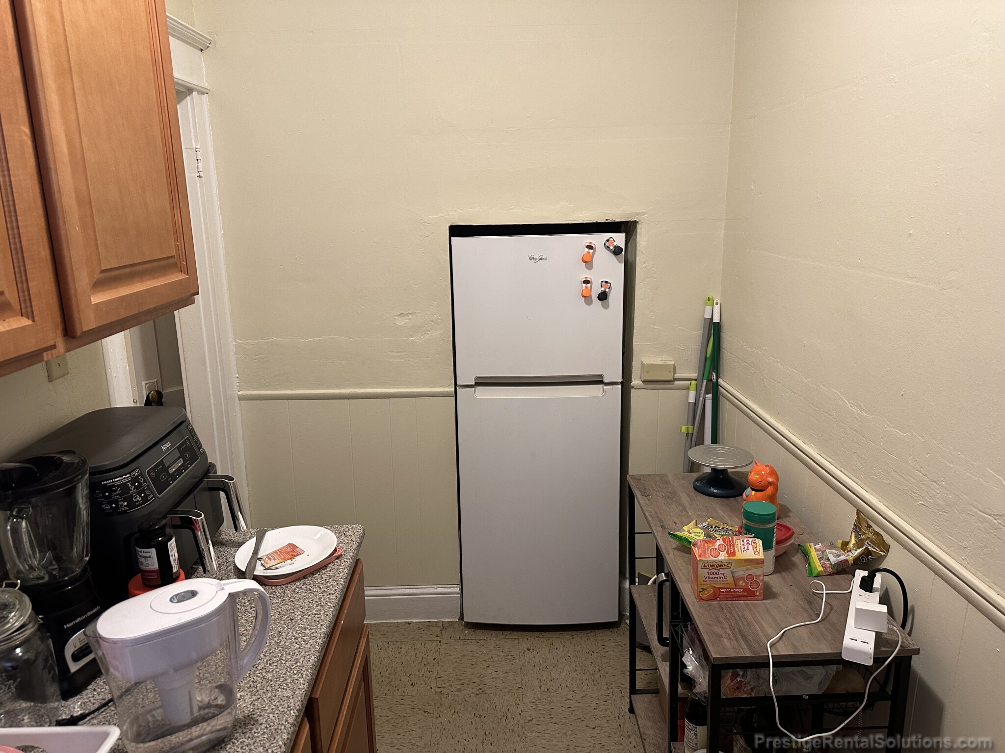 Studio bed, 1 bath apartment for rent at 217 Kelton St Unit 4, Brighton — photo 7 of 12