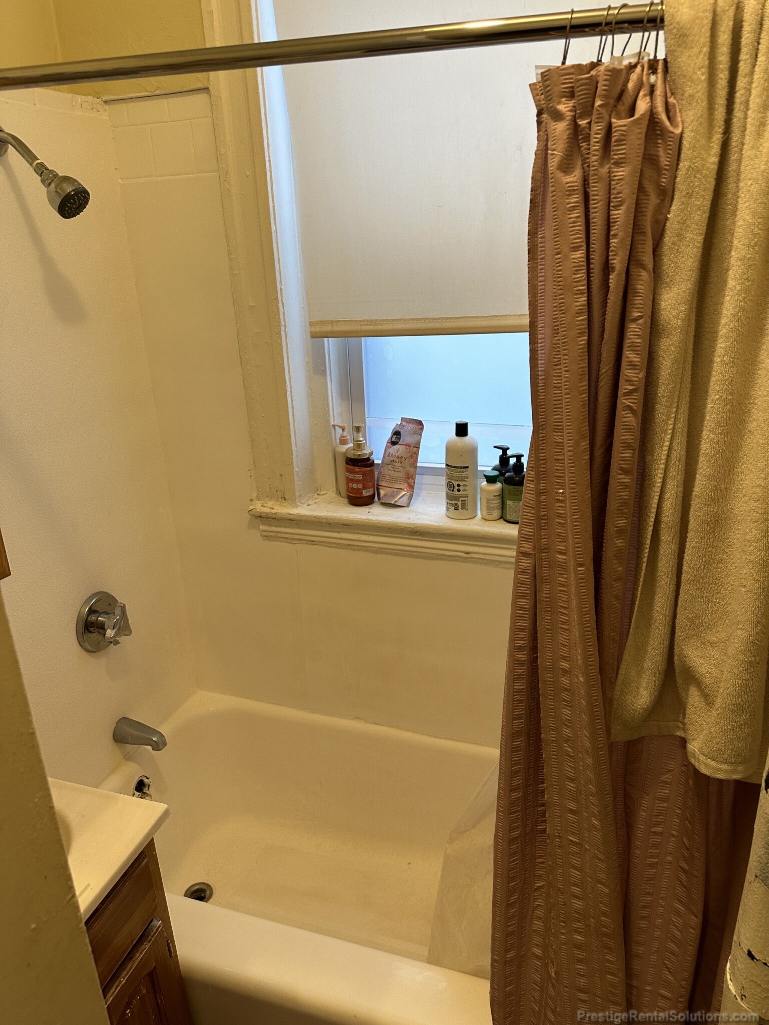 Studio bed, 1 bath apartment for rent at 217 Kelton St Unit 4, Brighton — photo 8 of 12