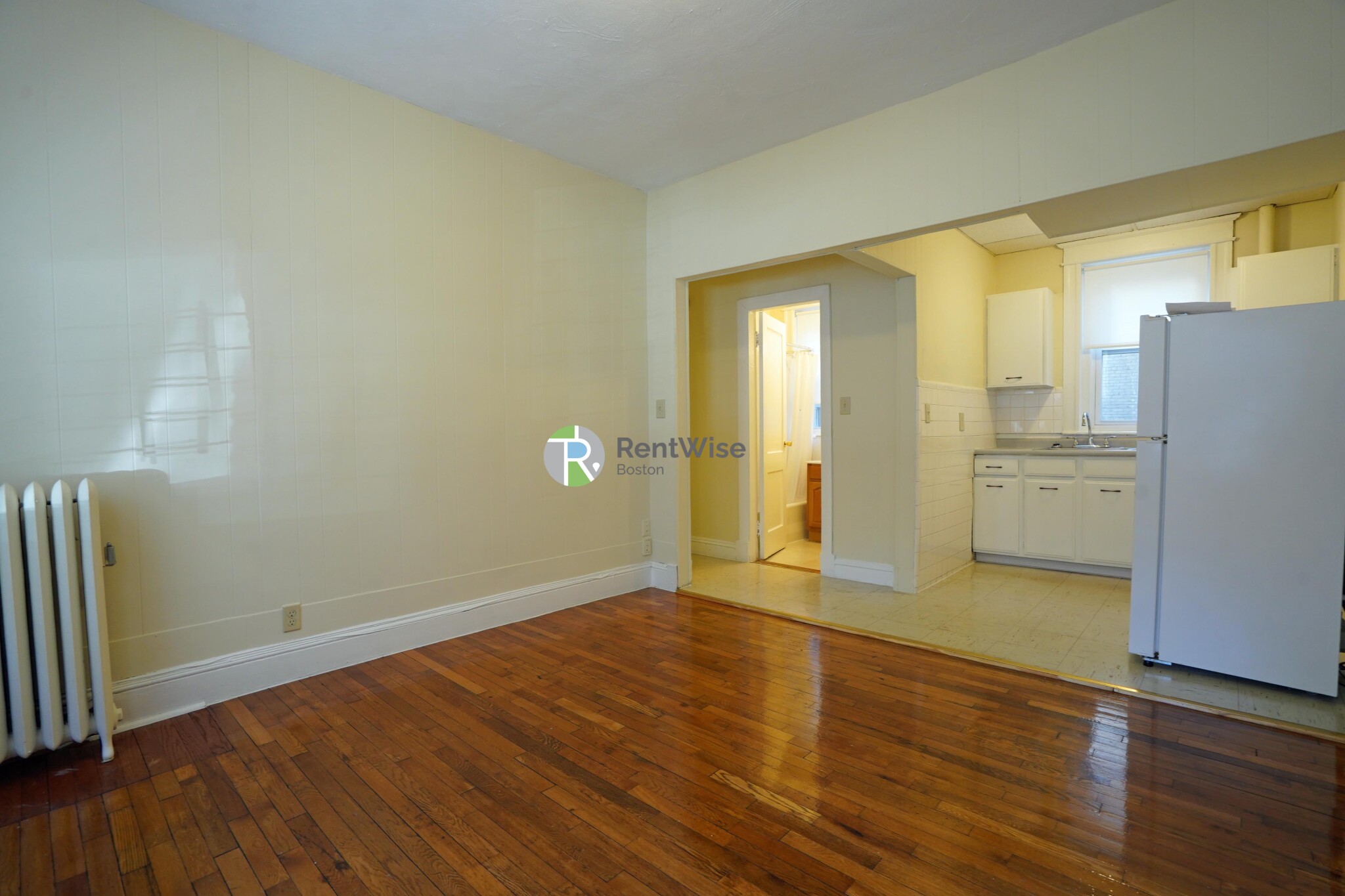 1 bed, 1 bath apartment for rent at 217 Kelton St Unit 6, Brighton — photo 3 of 12