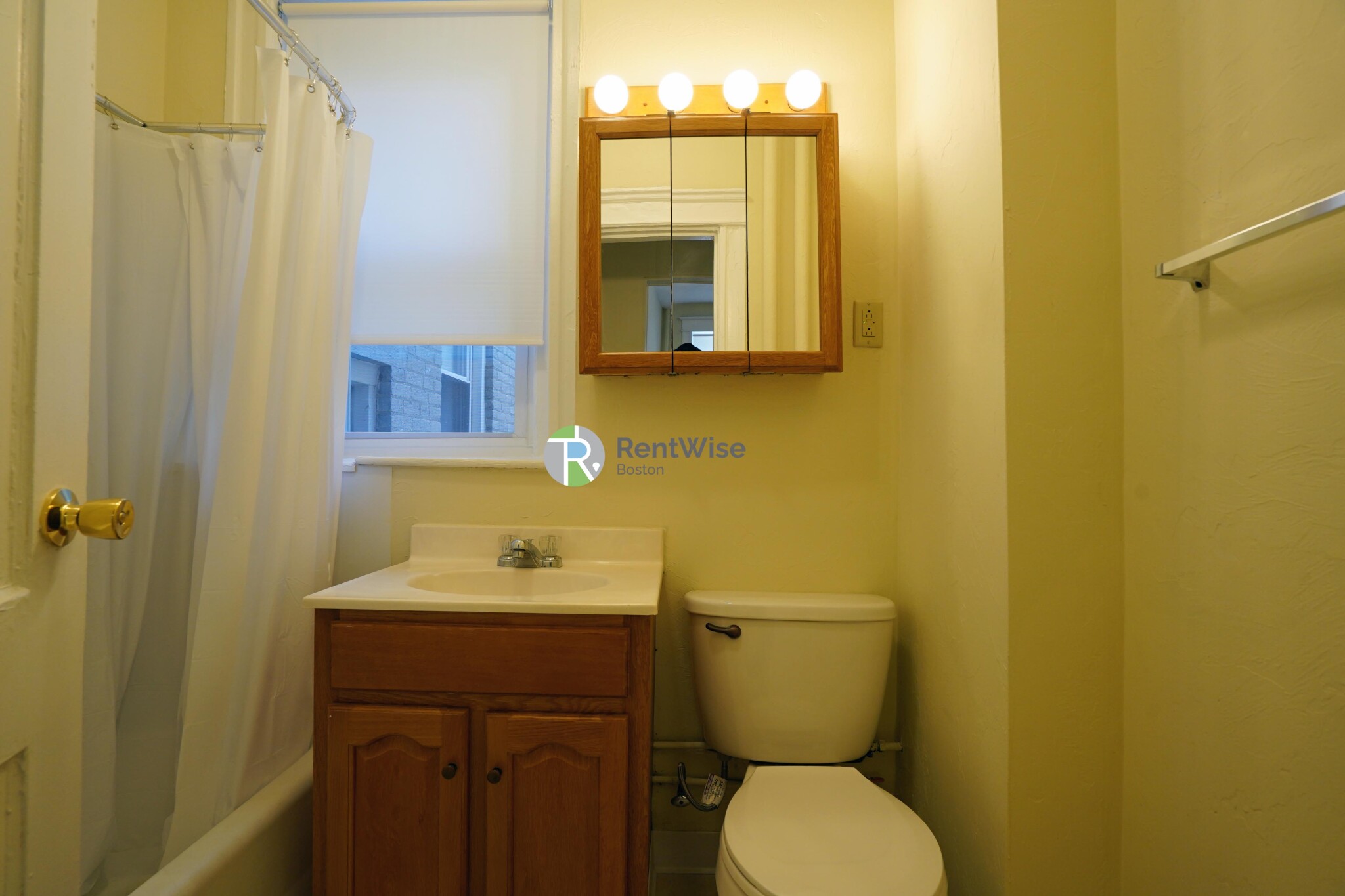 1 bed, 1 bath apartment for rent at 217 Kelton St Unit 6, Brighton — photo 11 of 12
