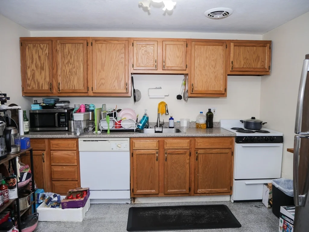 2 bed, 1 bath apartment for rent at 217 Kent Unit 1, Longwood — photo 1 of 8