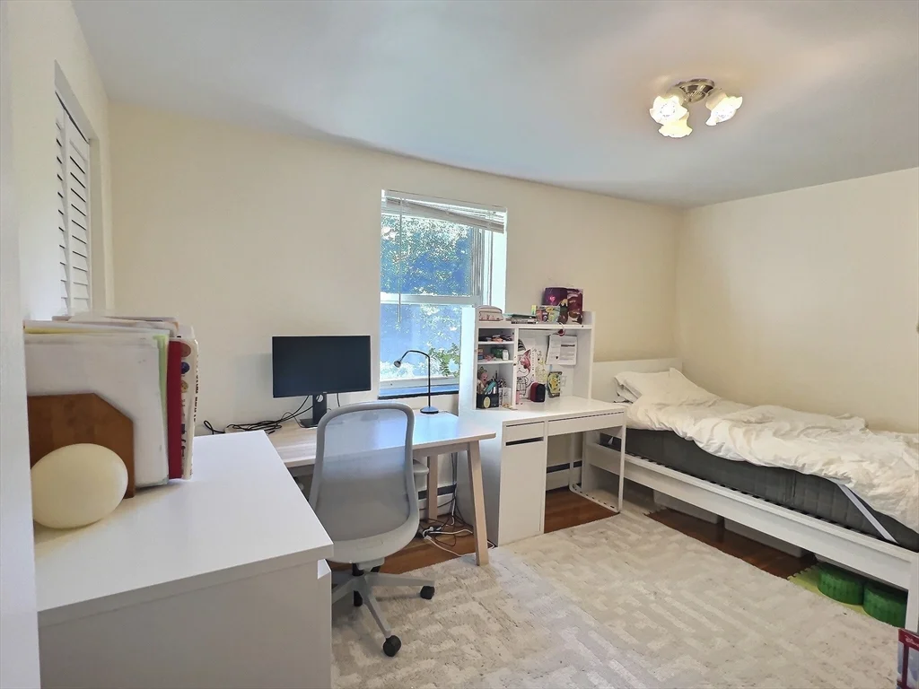 2 bed, 1 bath apartment for rent at 217 Kent Unit 12, Longwood — photo 6 of 8