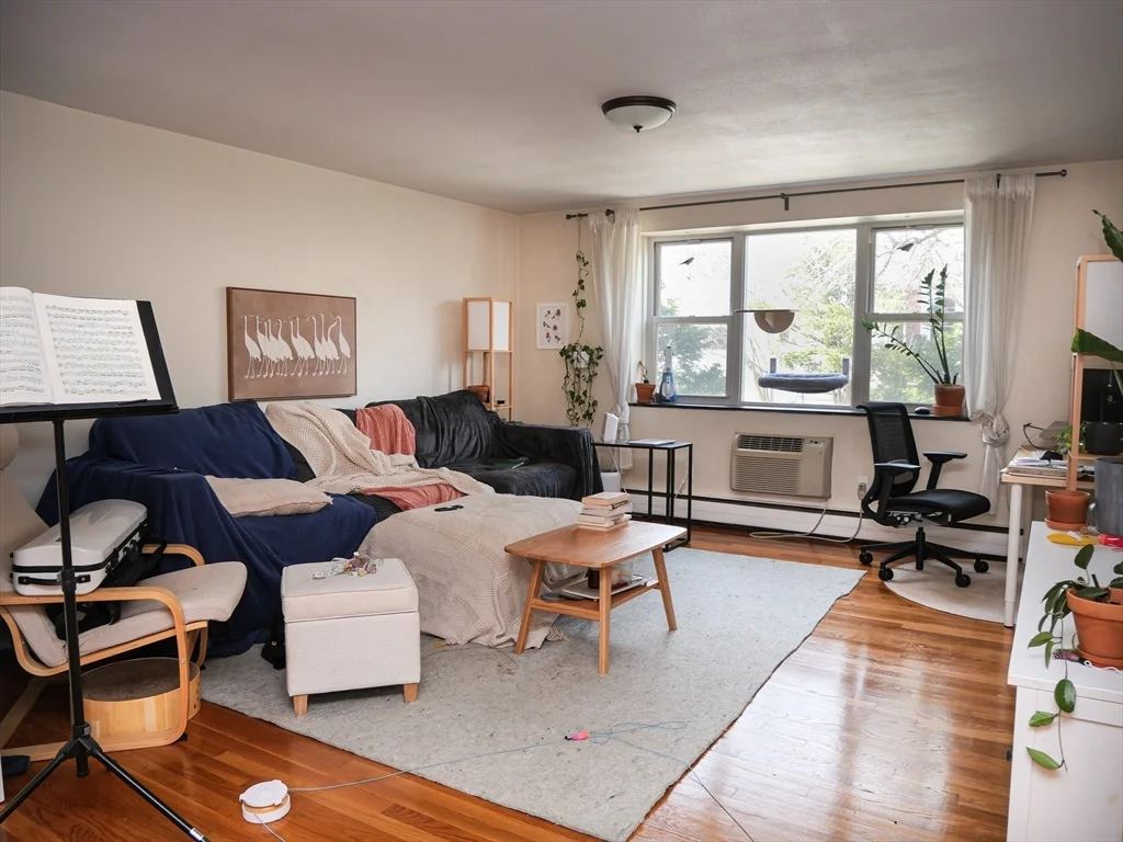 1 bed, 1 bath apartment for rent at 217 Kent Unit 15, Longwood — photo 1 of 5