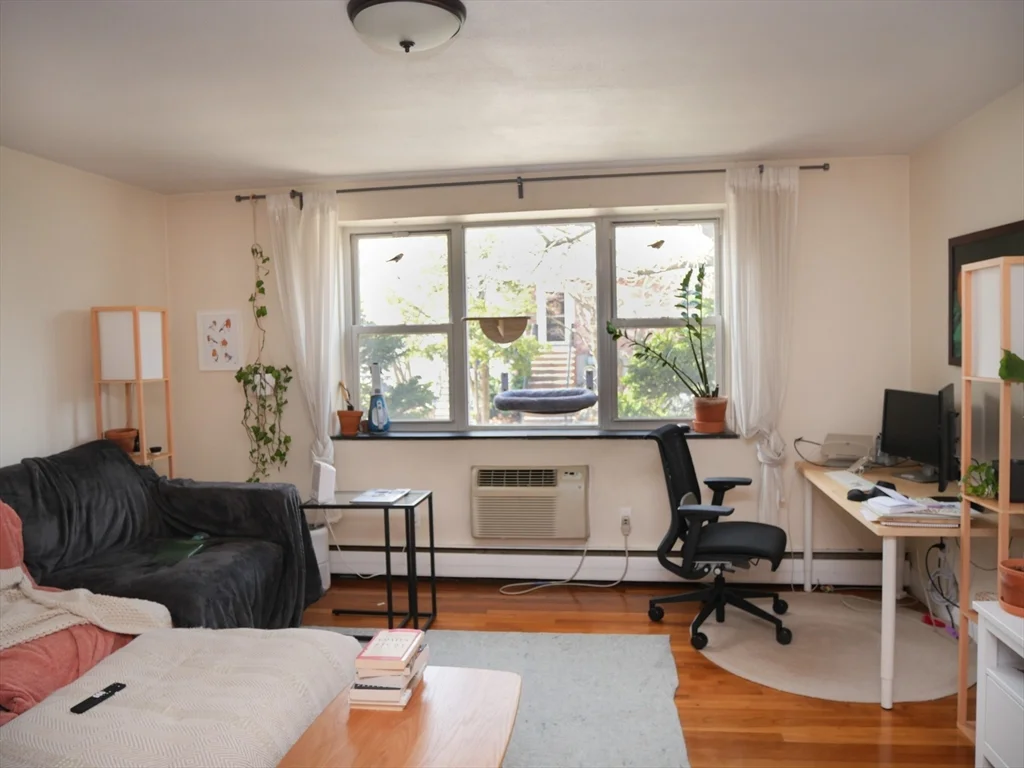 1 bed, 1 bath apartment for rent at 217 Kent Unit 15, Longwood — photo 2 of 5