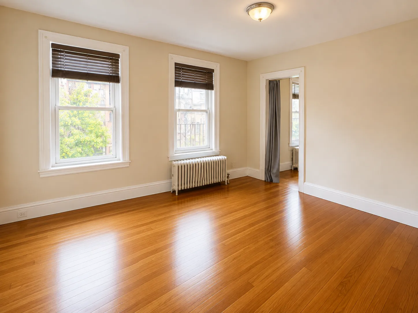 1 bed, 1 bath apartment for rent at 217 Newbury St Unit 5, Back Bay