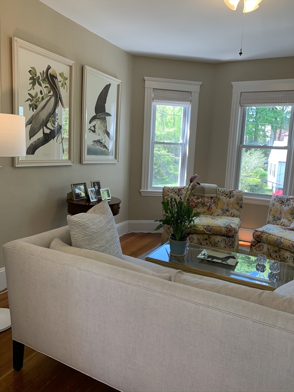2 bed, 1 bath apartment for rent at 217 Reservoir Rd Unit 2, Chestnut Hill — photo 6 of 9