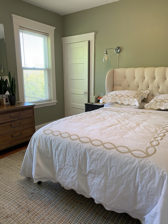 2 bed, 1 bath apartment for rent at 217 Reservoir Rd Unit 2, Chestnut Hill — photo 8 of 9