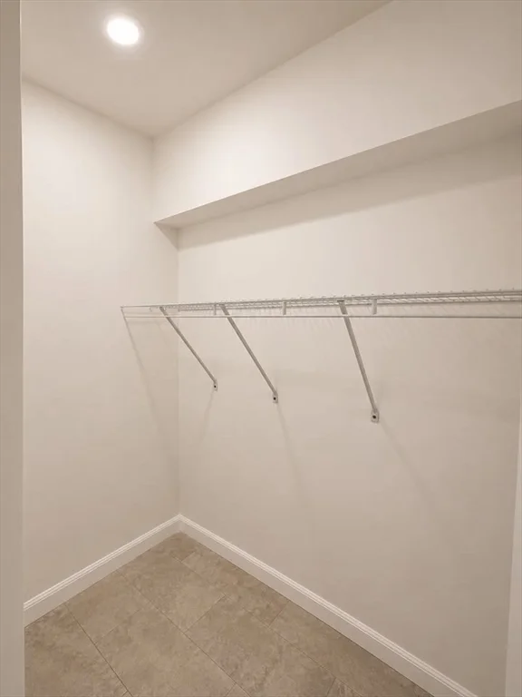1 bed, 1 bath apartment for rent at 217 Washington St Unit 2L, Lynn — photo 6 of 9