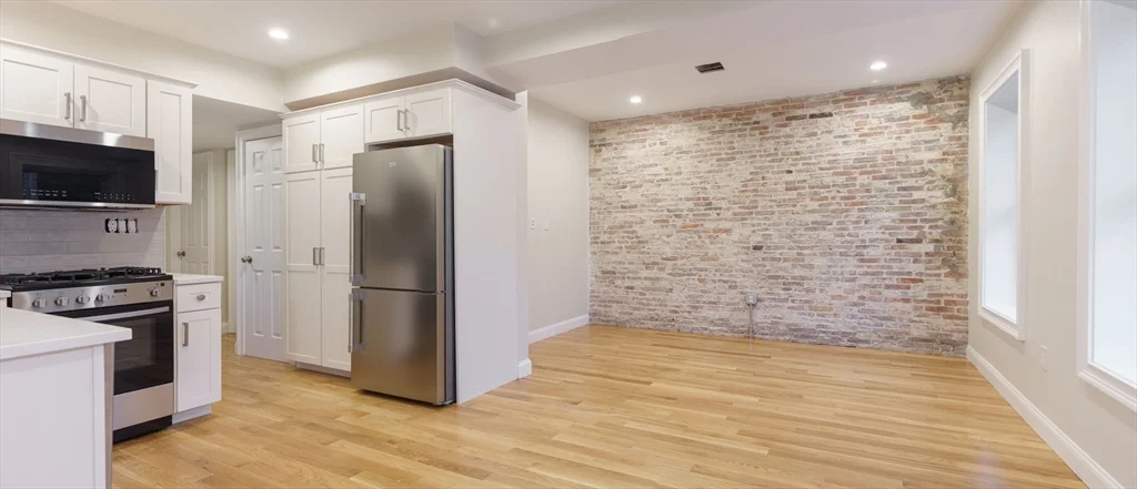 2 bed, 1 bath apartment for rent at 217 West 9th Unit 2, South Boston — photo 1 of 14