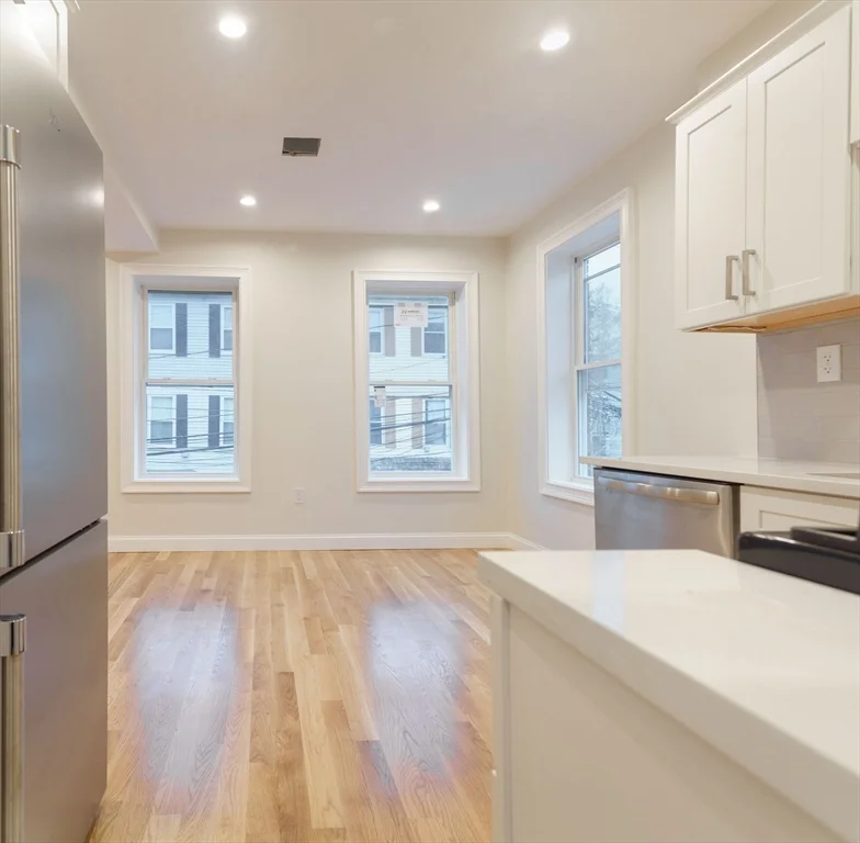 2 bed, 1 bath apartment for rent at 217 West 9th Unit 2, South Boston — photo 8 of 14