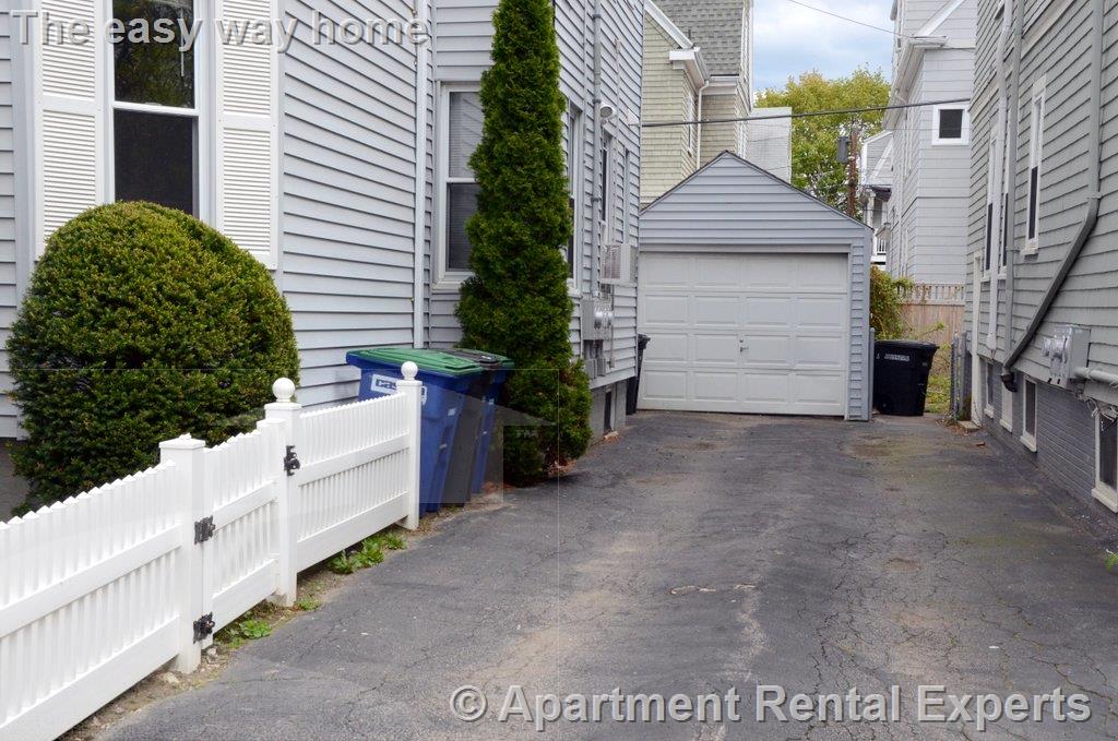 2 bed, 1 bath apartment for rent at 217 Willow Ave Unit 3, Davis Square — photo 13 of 13