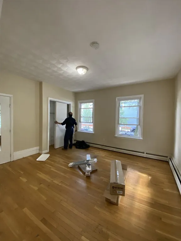 4 bed, 2 bath apartment for rent at 218 Broadway Unit 218, The Port — photo 15 of 16