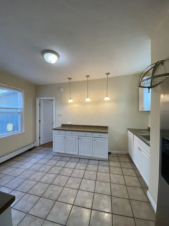 4 bed, 2 bath apartment for rent at 218 Broadway Unit 218, The Port — photo 1 of 16