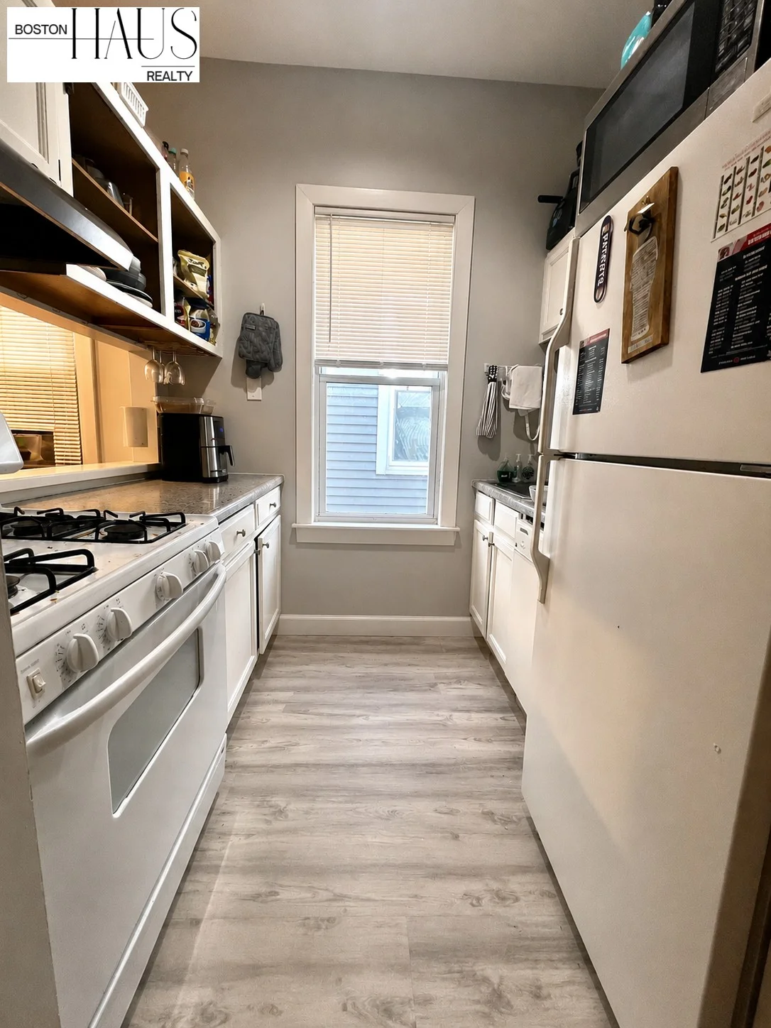 4 bed, 2 bath apartment for rent at 218 Columbia St Unit 1, The Port — photo 4 of 11