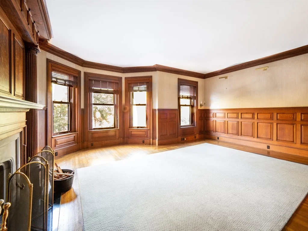 2 bed, 2 bath apartment for rent at 218 Commonwealth Ave Unit 2, Back Bay — photo 13 of 27