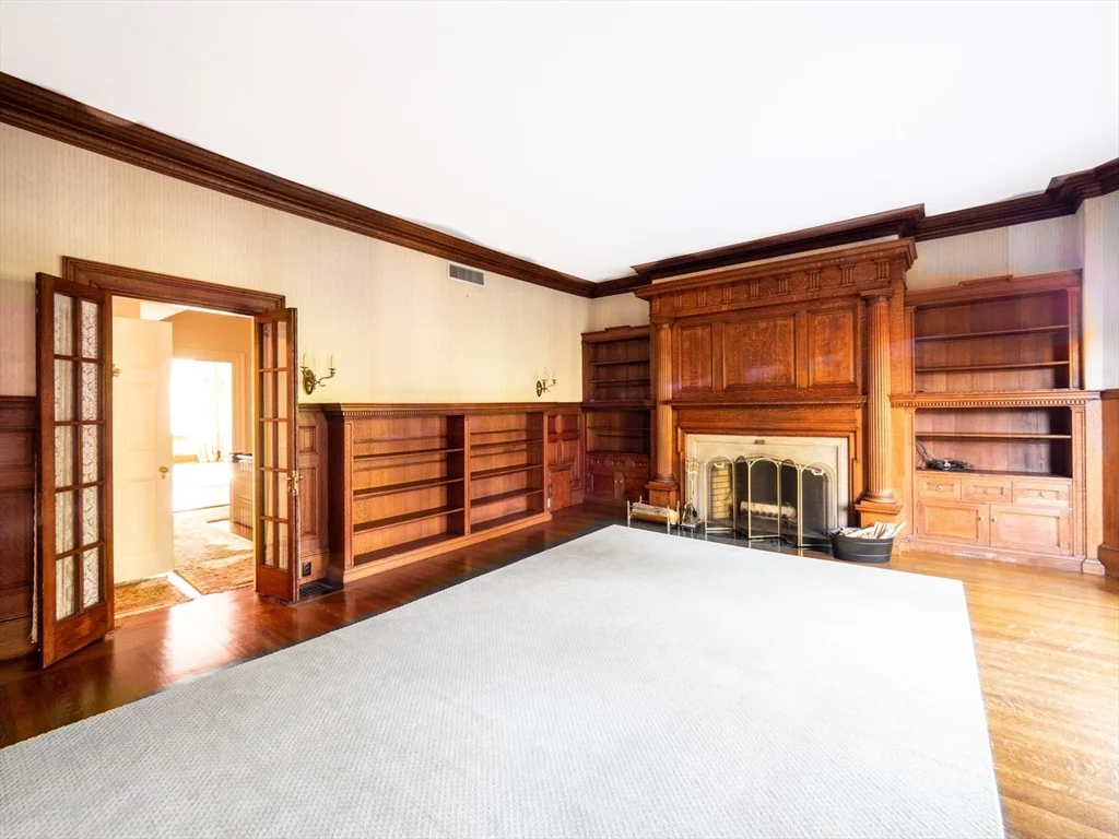 2 bed, 2 bath apartment for rent at 218 Commonwealth Ave Unit 2, Back Bay — photo 15 of 27