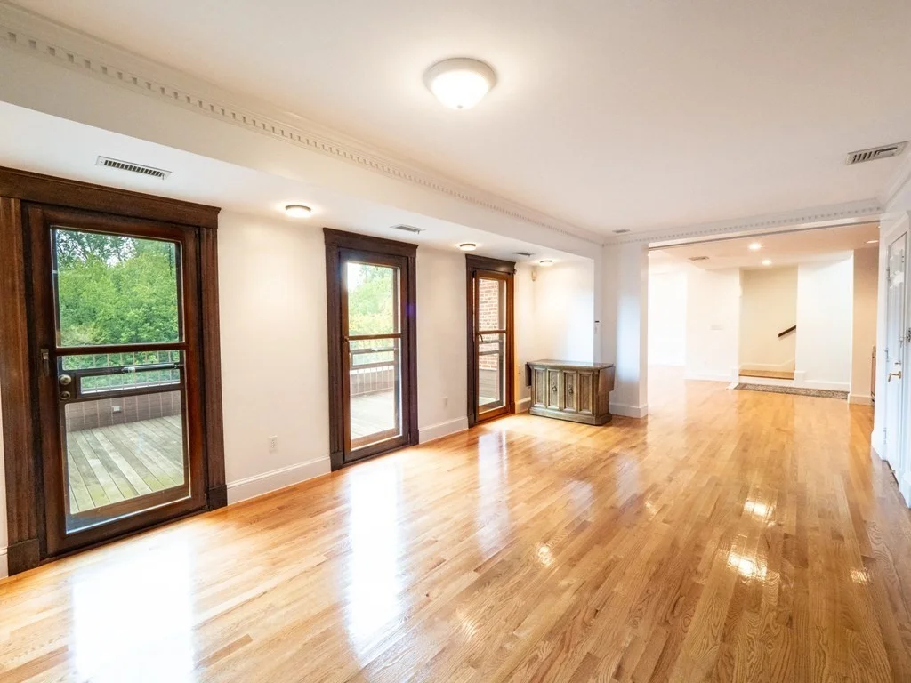 2 bed, 4+ bath apartment for rent at 218 Commonwealth Ave Unit 04, Back Bay — photo 9 of 42