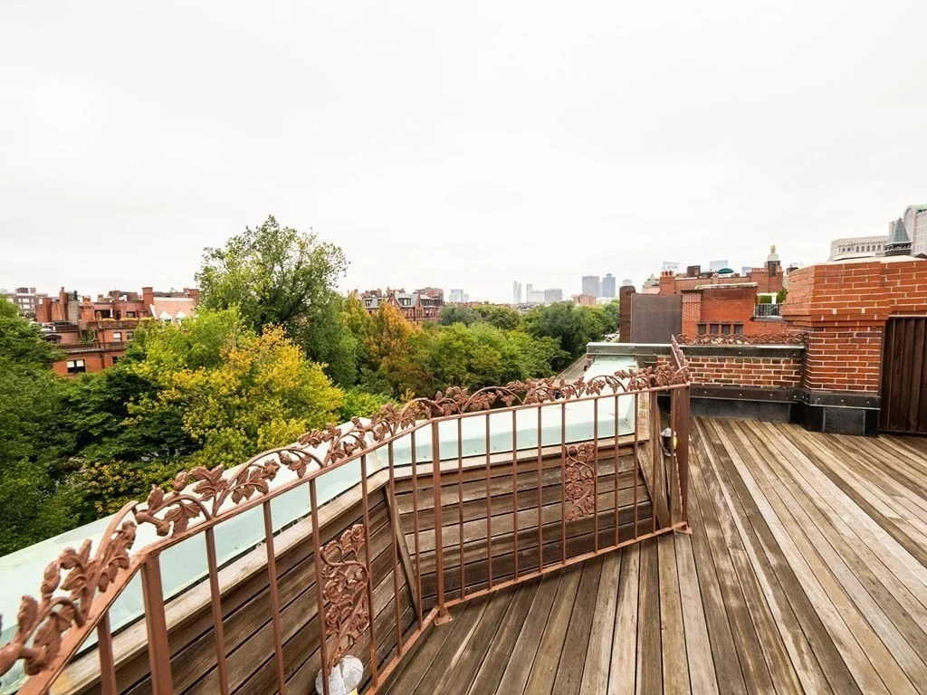 2 bed, 4+ bath apartment for rent at 218 Commonwealth Ave Unit 04, Back Bay — photo 37 of 42