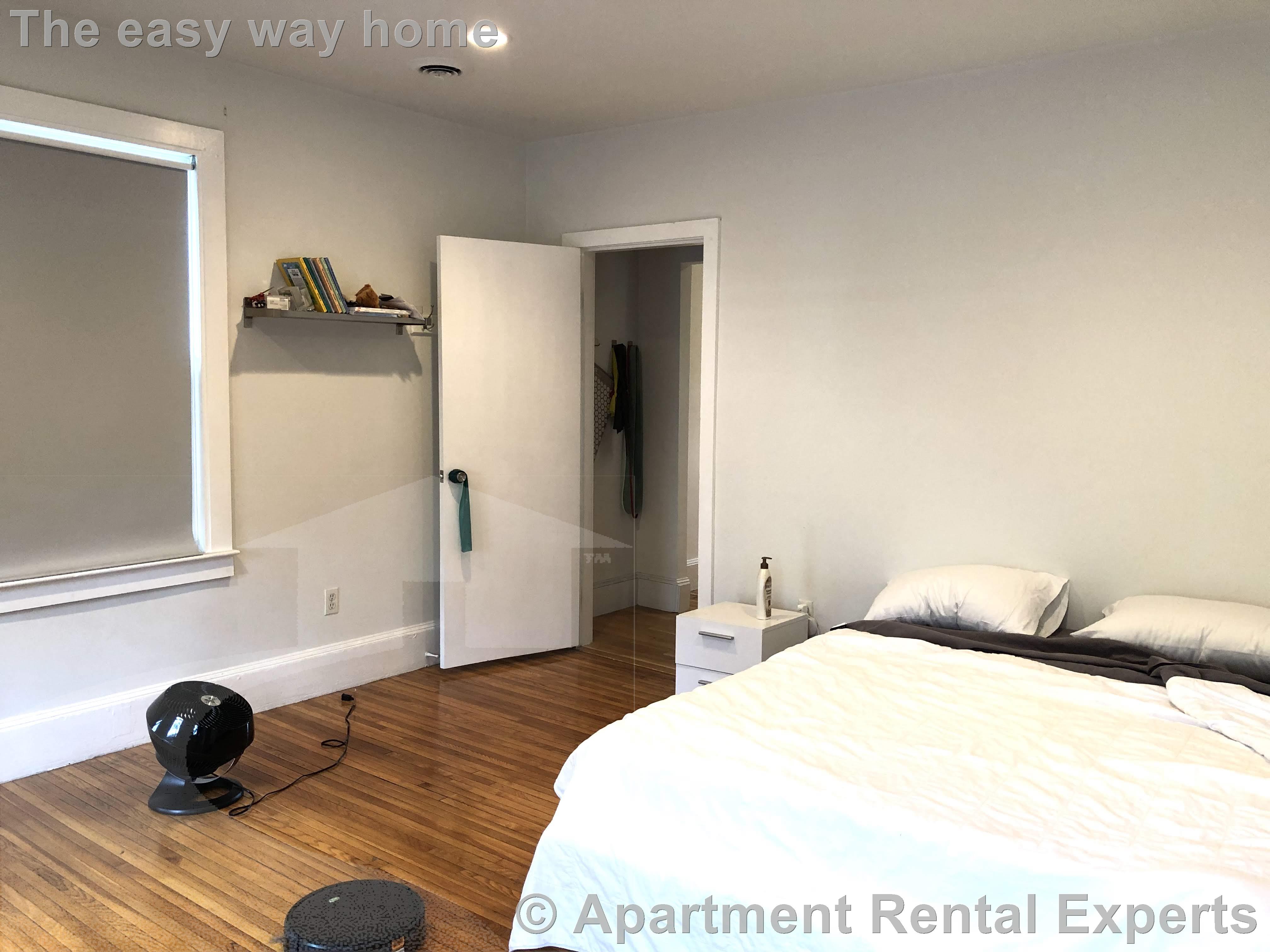 2 bed, 2 bath apartment for rent at 218 Harvard St Unit 2, Central Square — photo 6 of 14