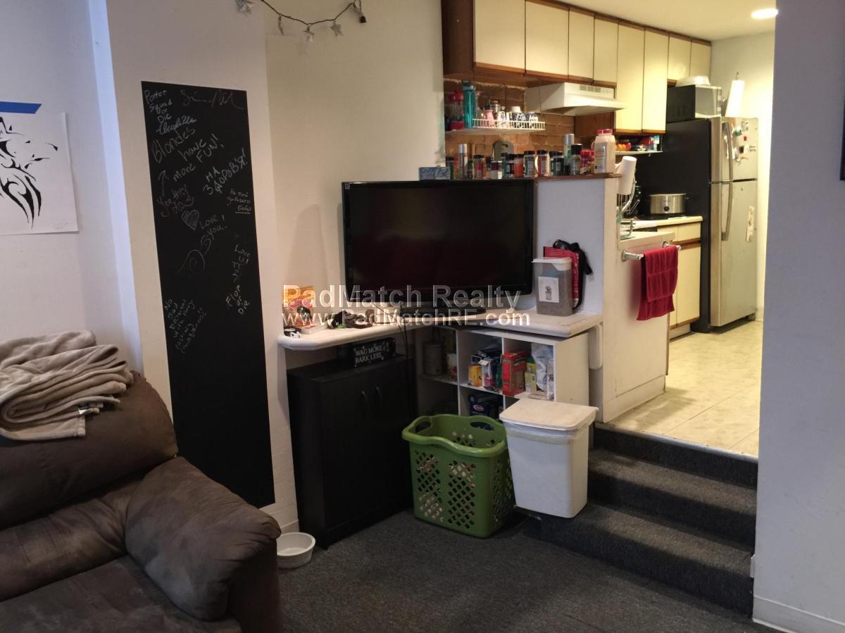 2 bed, 1 bath apartment for rent at 218 Hemenway St Unit 3, Fenway — photo 2 of 8