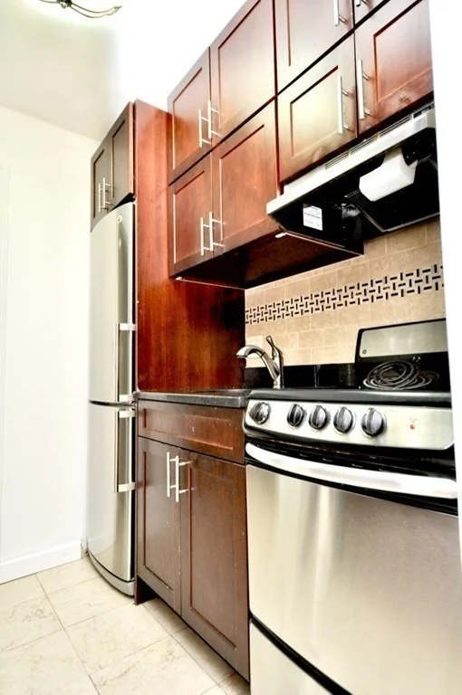 1 bed, 1 bath apartment for rent at 218 Newbury St Unit 3F, Back Bay — photo 12 of 18