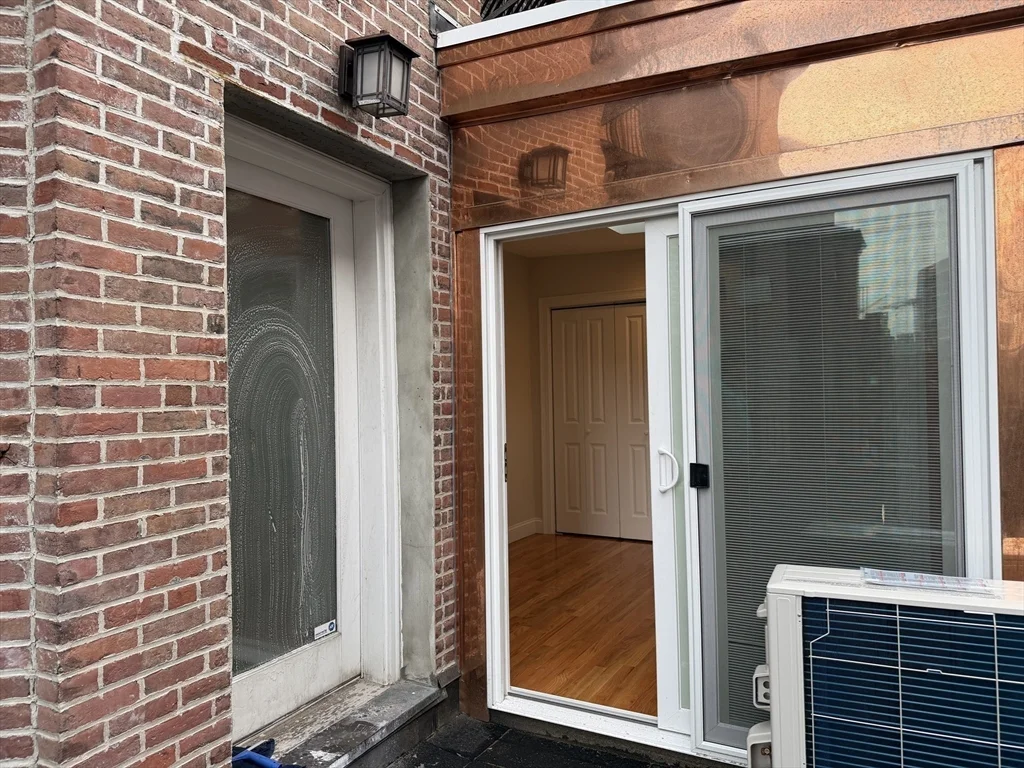 3 bed, 1 bath apartment for rent at 218 Newbury St Unit 3M, Back Bay — photo 19 of 19