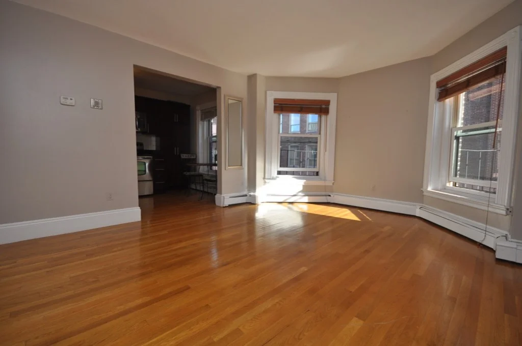 Studio bed, 1 bath apartment for rent at 218 Newbury St Unit 4R, Back Bay — photo 9 of 9