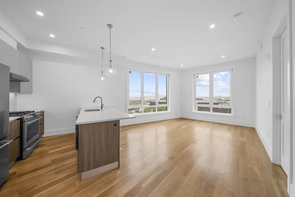 2 bed, 2 bath apartment for rent at 218 Old Colony Ave Unit 201, South Boston — photo 4 of 16
