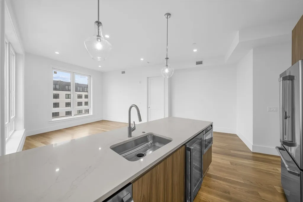 2 bed, 2 bath apartment for rent at 218 Old Colony Ave Unit 201, South Boston — photo 3 of 16