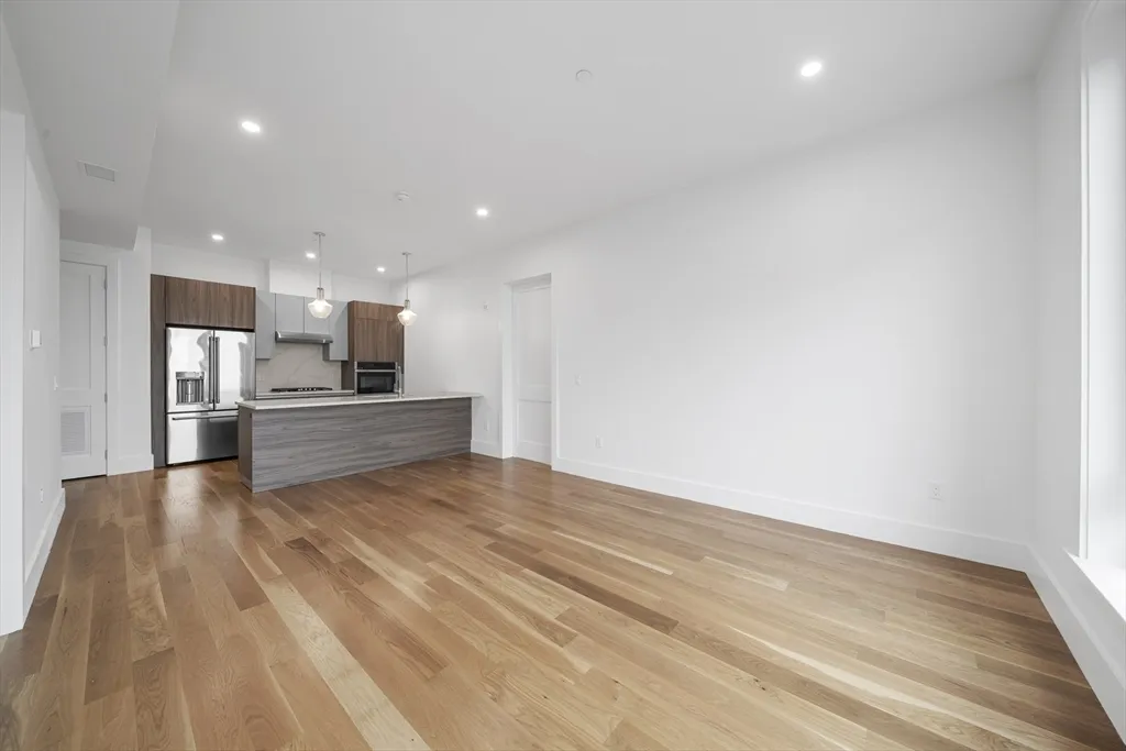 2 bed, 2 bath apartment for rent at 218 Old Colony Ave Unit 403, South Boston