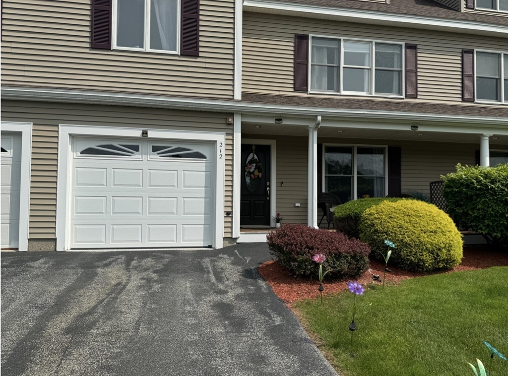 3 bed, 2 bath apartment for rent at 218 Rangeway Rd Unit 212, Billerica — photo 1 of 23
