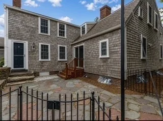 4 bed, 2 bath apartment for rent at 218 Sandwich St, Jabez Corner — photo 28 of 38