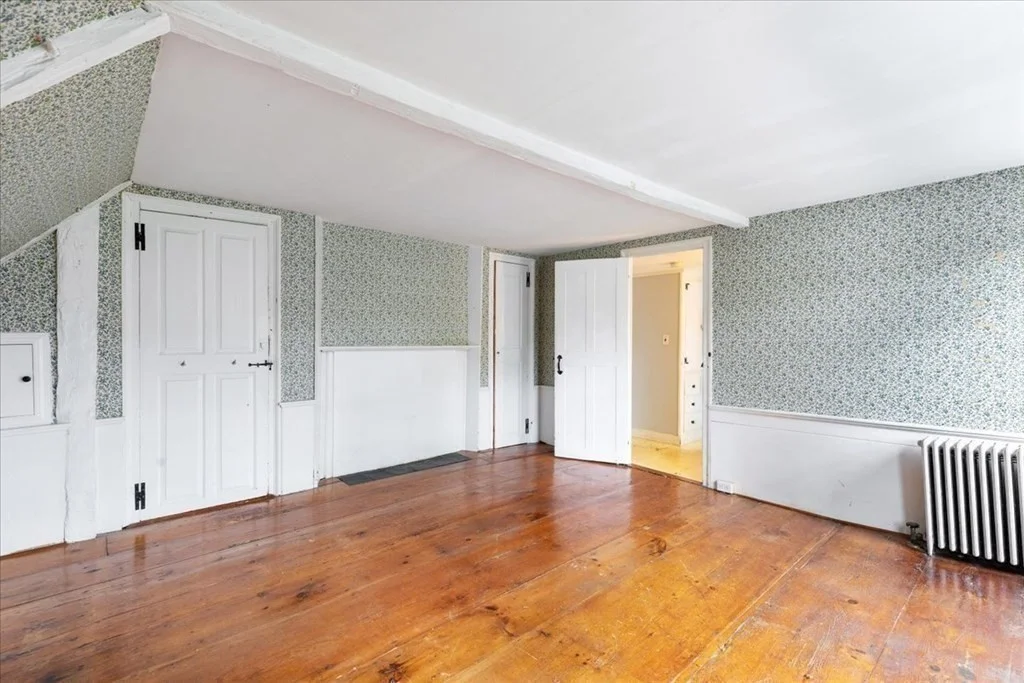 4 bed, 2 bath apartment for rent at 218 Sandwich St, Jabez Corner — photo 24 of 38