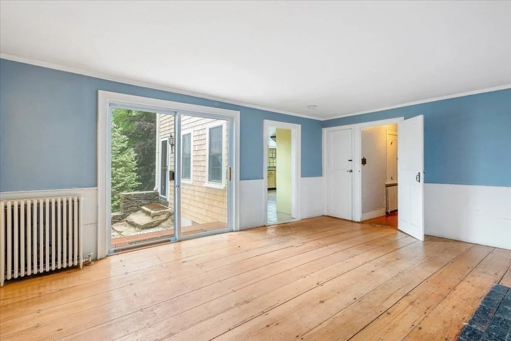 4 bed, 2 bath apartment for rent at 218 Sandwich St, Jabez Corner — photo 13 of 38
