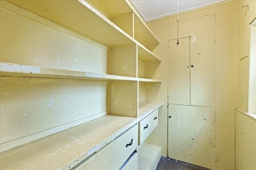 4 bed, 2 bath apartment for rent at 218 Sandwich St, Jabez Corner — photo 18 of 38