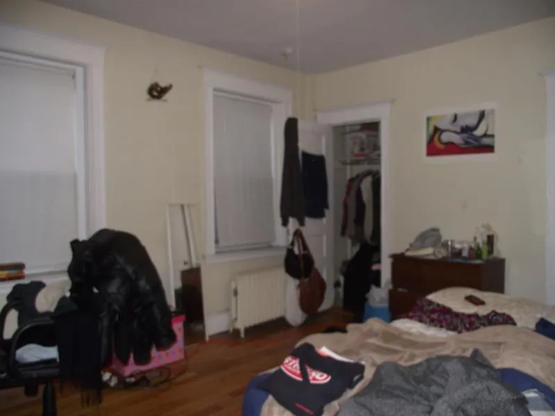 3 bed, 1 bath apartment for rent at 218 South St Unit 1, Jamaica Plain — photo 8 of 45