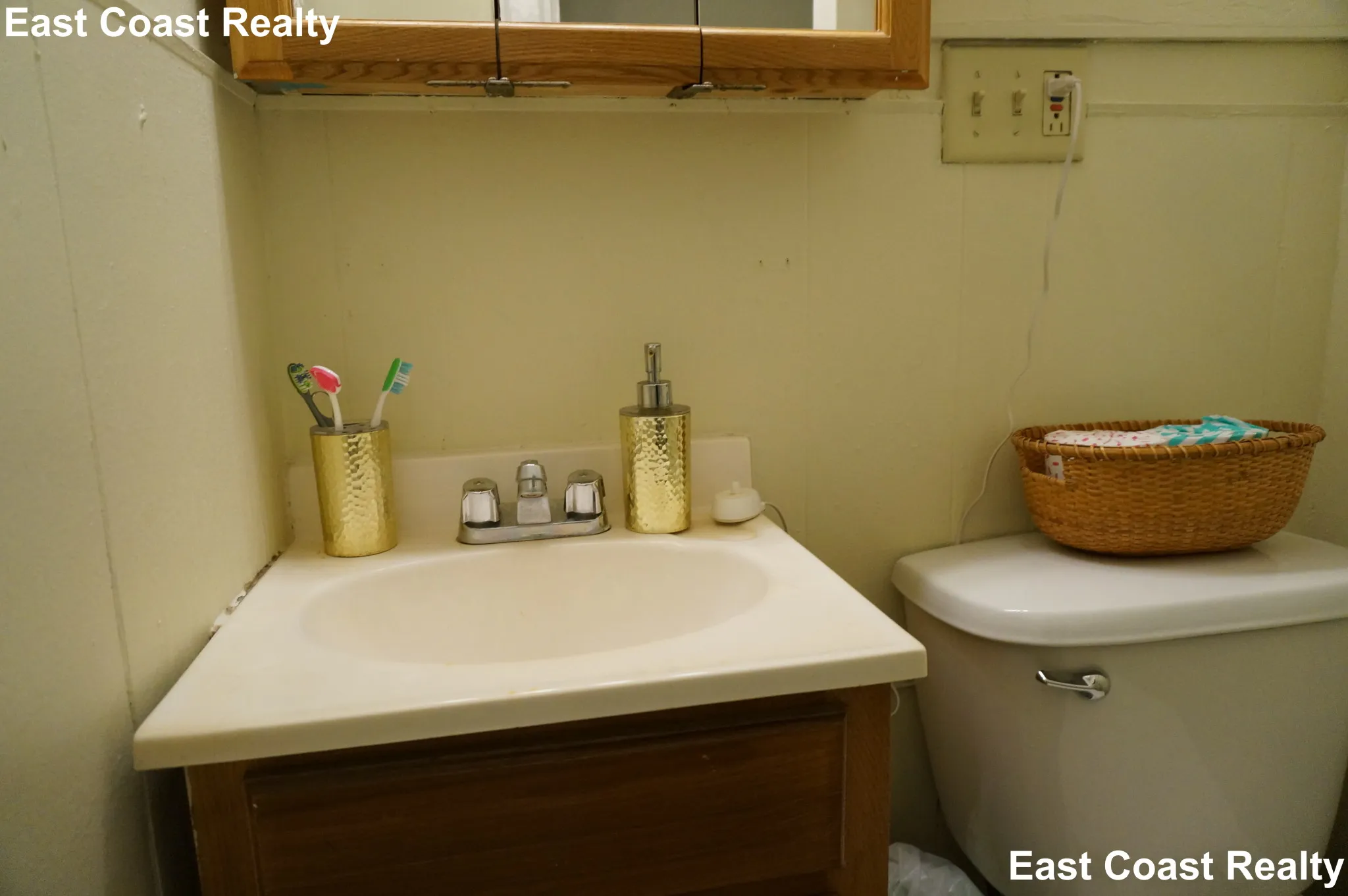 3 bed, 1 bath apartment for rent at 218 South St Unit 1, Jamaica Plain — photo 34 of 45