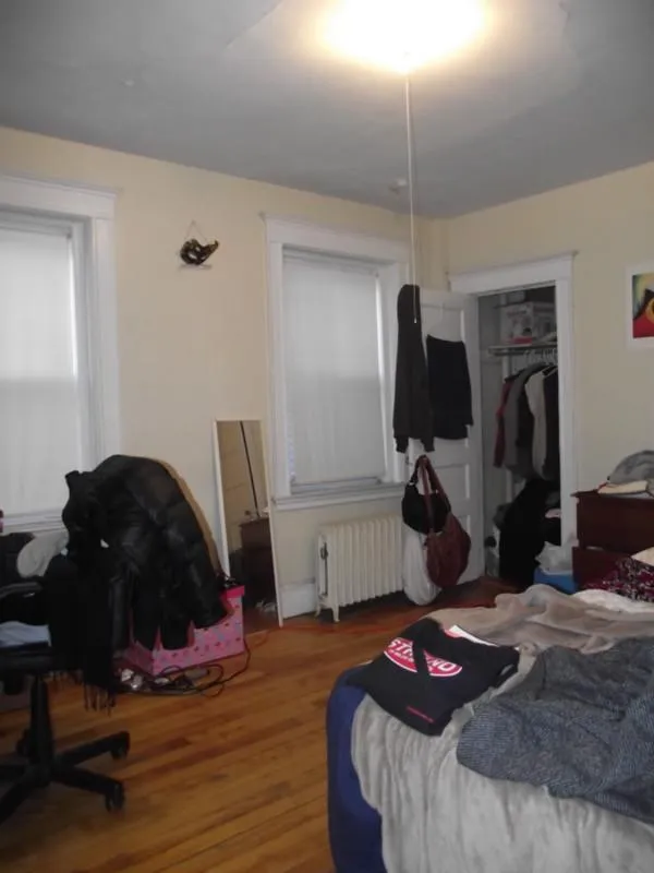 3 bed, 1 bath apartment for rent at 218 South St Unit 1, Jamaica Plain — photo 3 of 45