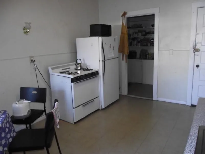 3 bed, 1 bath apartment for rent at 218 South St Unit 1, Jamaica Plain — photo 9 of 45
