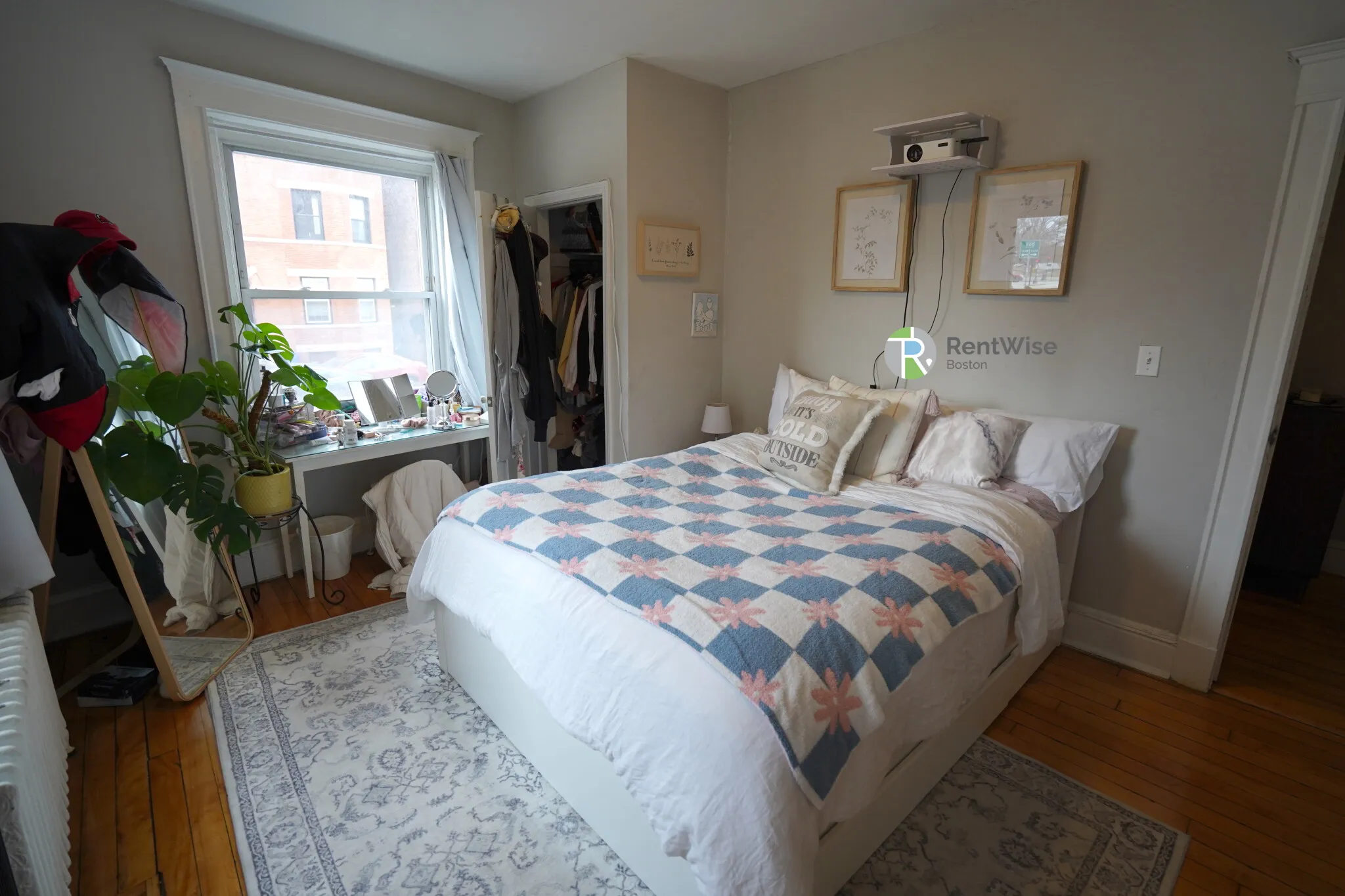 3 bed, 1 bath apartment for rent at 218 South St Unit 2, Jamaica Plain — photo 8 of 19