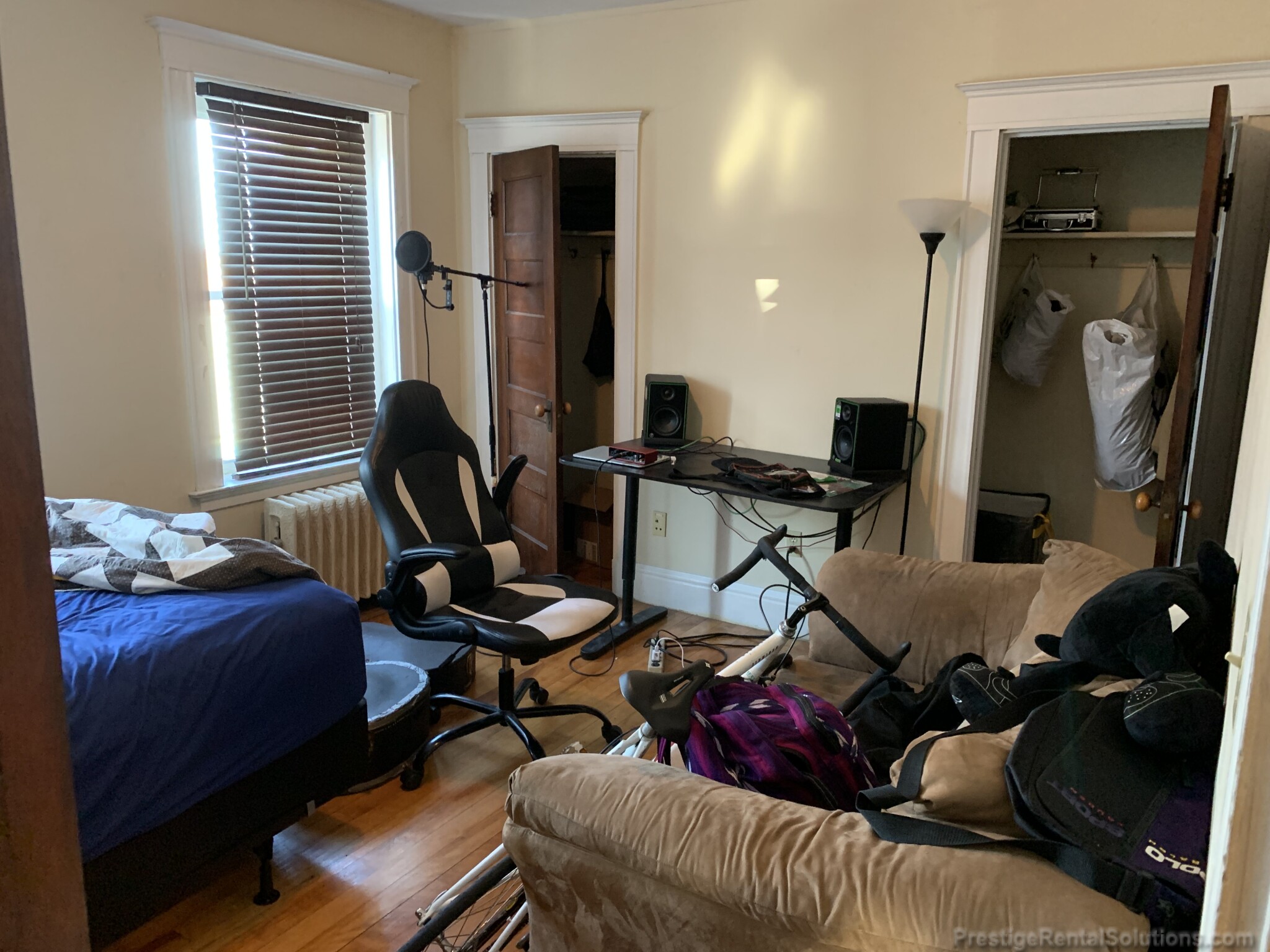 3 bed, 1 bath apartment for rent at 218 South St Unit 4, Jamaica Plain — photo 13 of 19
