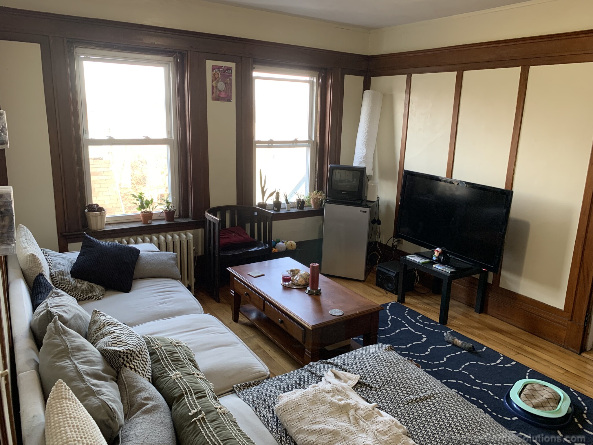 3 bed, 1 bath apartment for rent at 218 South St Unit 4, Jamaica Plain — photo 7 of 19