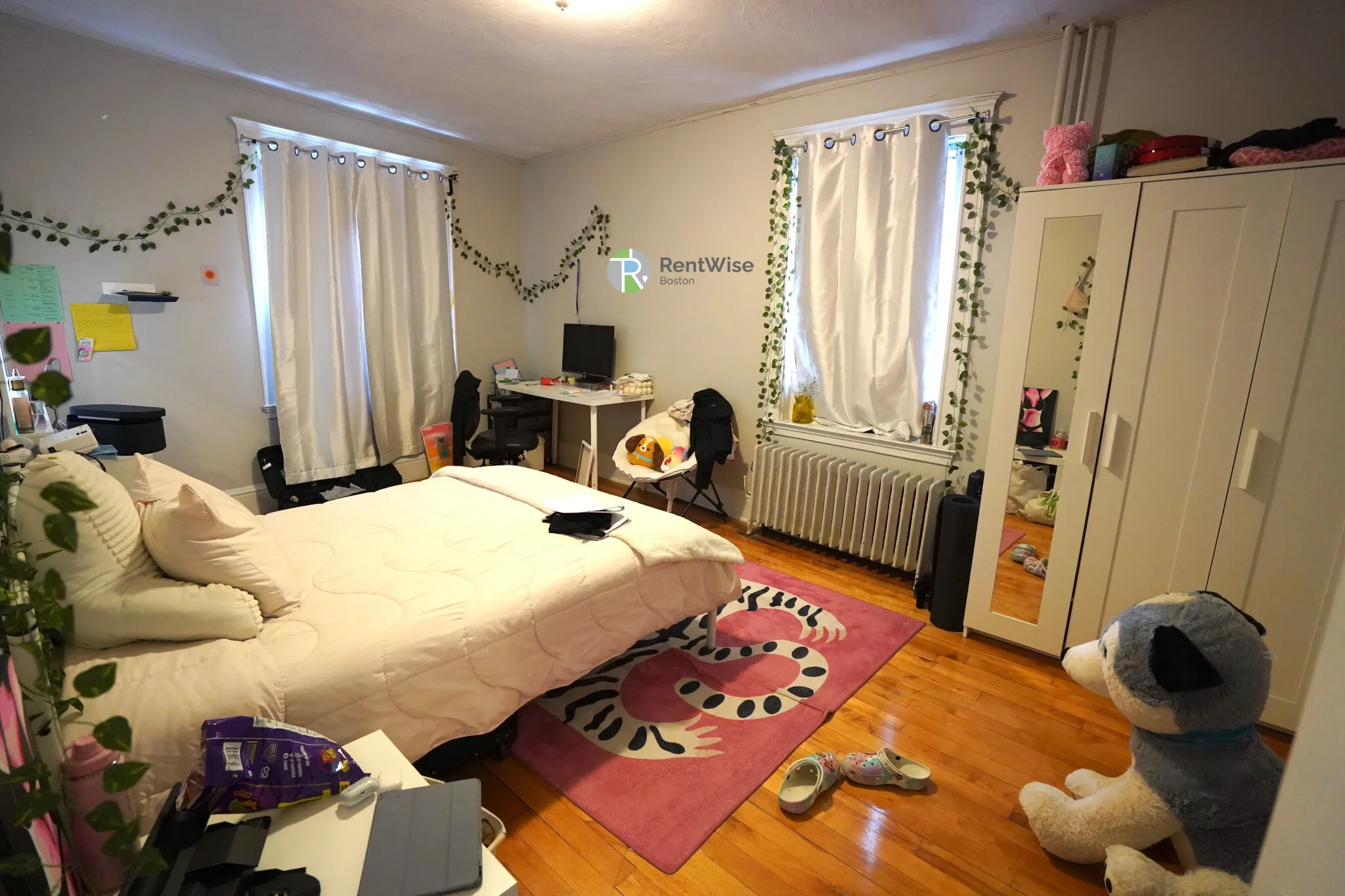 3 bed, 1 bath apartment for rent at 218 South St Unit 5, Jamaica Plain — photo 14 of 20