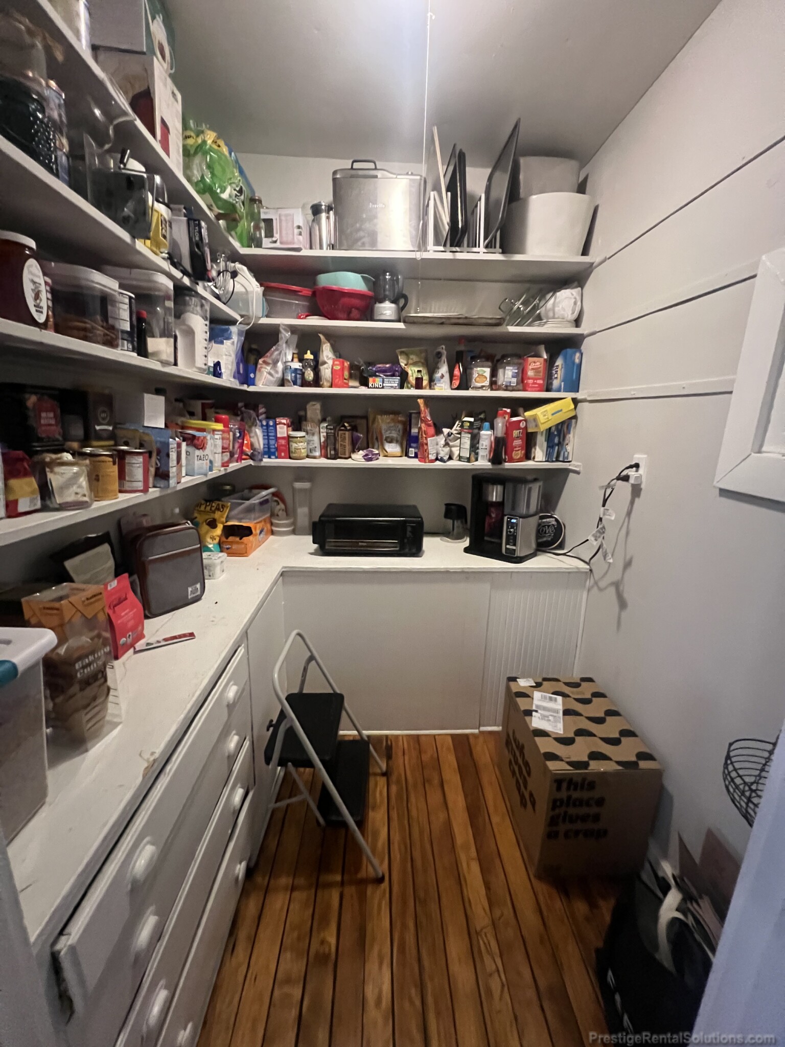 3 bed, 1 bath apartment for rent at 218 South St Unit 7, Jamaica Plain — photo 4 of 11